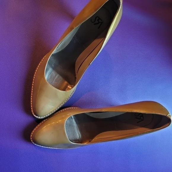 𝅺s5a Heels 👠 😍 - Picture 3 of 6